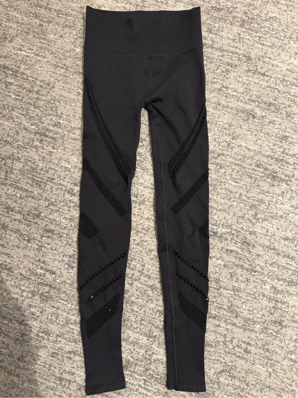 Alo High-Waist Seamless Black Mesh Panel Leggings